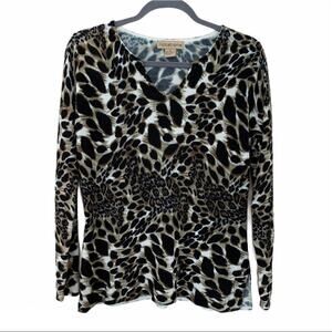 Women’s medium leopard‎ print long sleeve sweater